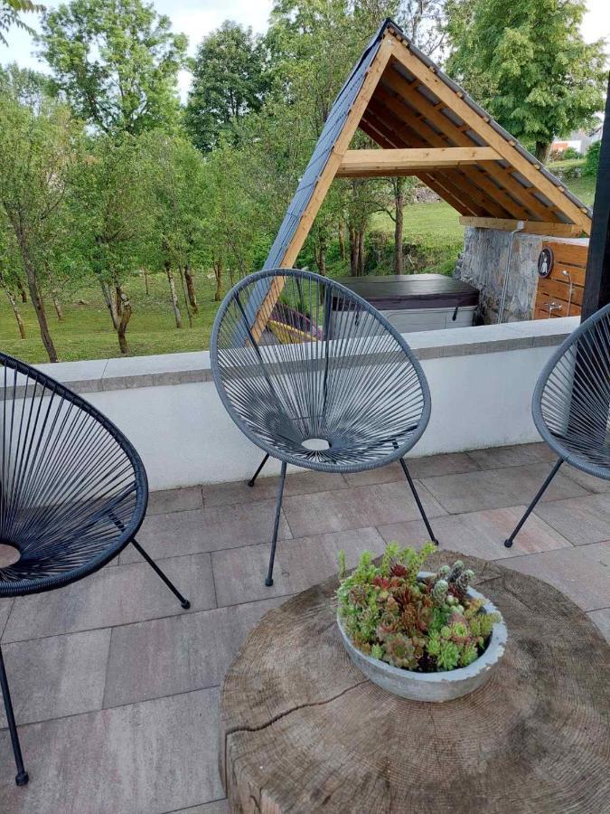 Apartman Hana Appartement Drežnik Grad Buitenkant foto
