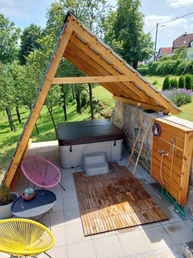 Apartman Hana Appartement Drežnik Grad Buitenkant foto